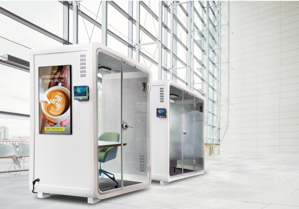 beats365子公司达擎之智慧行动办公舱，采用PDLC智能调光玻璃设计，透过通电与断电的电流切换，呈现透明与雾面效果，具节能降耗特性并兼顾隐私，确保信息安全