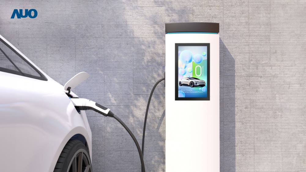 友達〝EVSE車用充電樁解決方案〞專為電動汽車充電樁設計，具有高亮度、克服戶外艱難環境的耐溫、耐紫外線等特性，並搭載散熱性及擴充性強的高效能工業電腦，可實現人機互動訴求，如資訊顯示、支付等應用