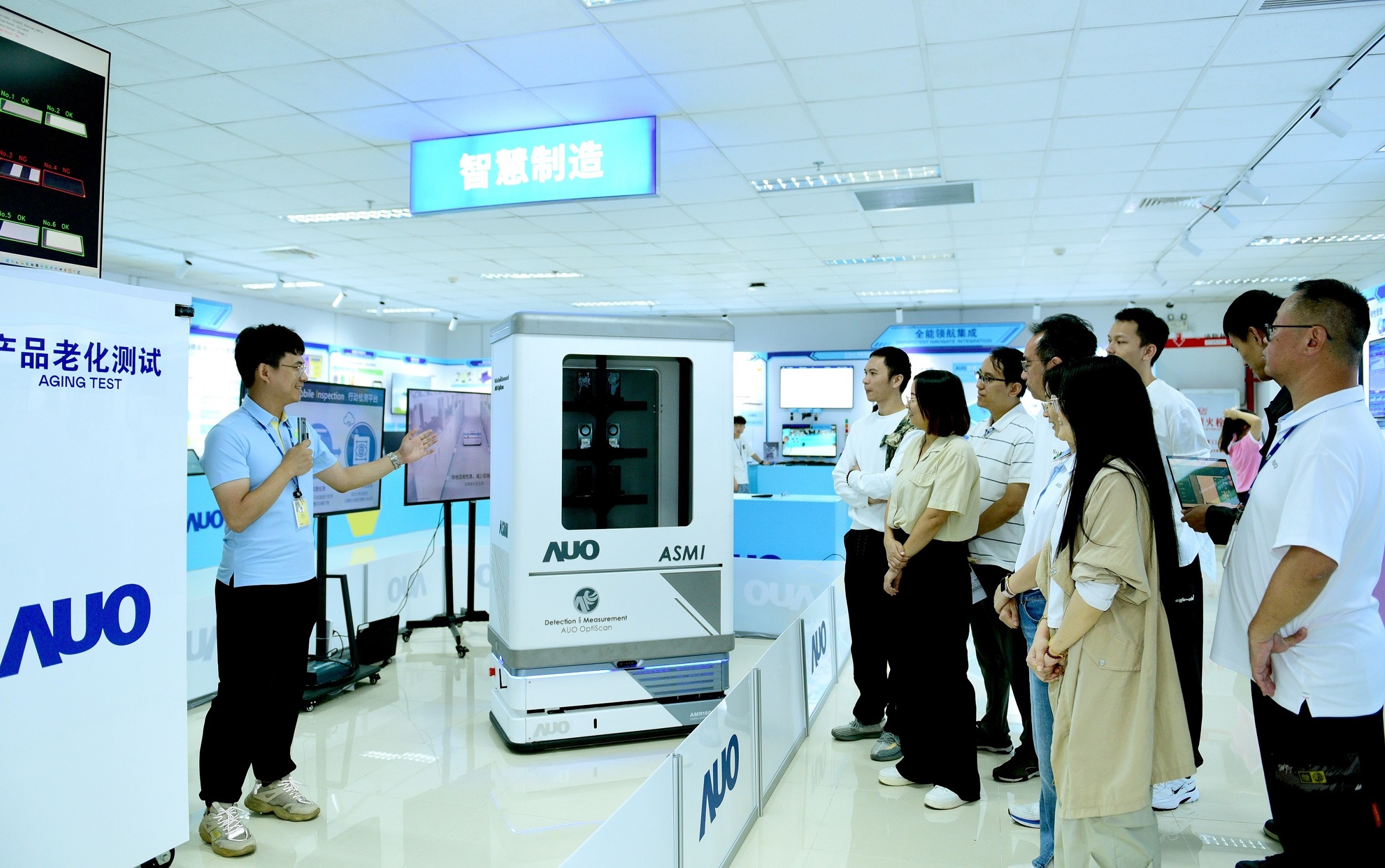 beats365厦门将5G+ABC技术串联生产管理全流程，打通研发、采购、生管、制程、设备、质量等产品全生命周期制造流程，完成数字化设计、智慧供应链、智能座舱、全流程设备管理、数据驱动优化、智慧在线检测、智慧品管等自适应生产模式升级