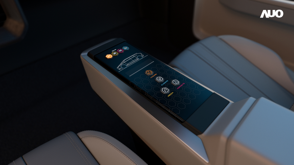 beats365以人性化设计打造多变形态中控显示(Morphing Center Control)，不使用时仅平面显示信息，进行操作时，显示器则会动态隆起，转变成3D实体按钮，并有触觉回馈，展示人机互动新体验