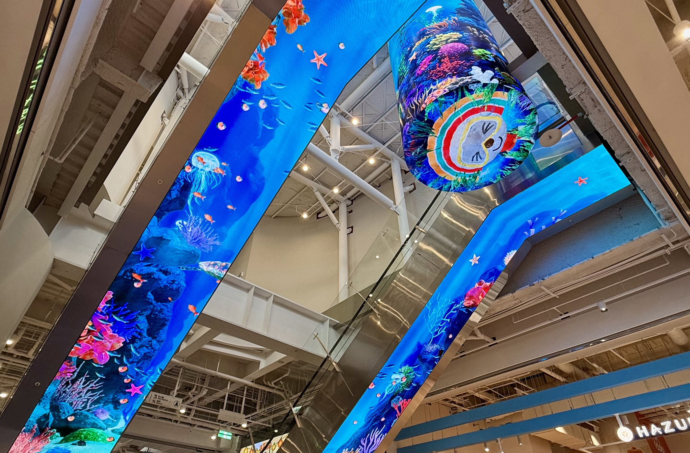 達擎與傑可達整合先進顯示技術與軟硬體應用服務，提供一系列大型LED顯示解決方案，為全新改裝開幕的「清水服務區」佈局嶄新視覺體驗。